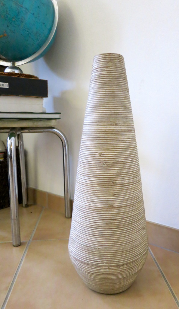 DIY cat scratching post