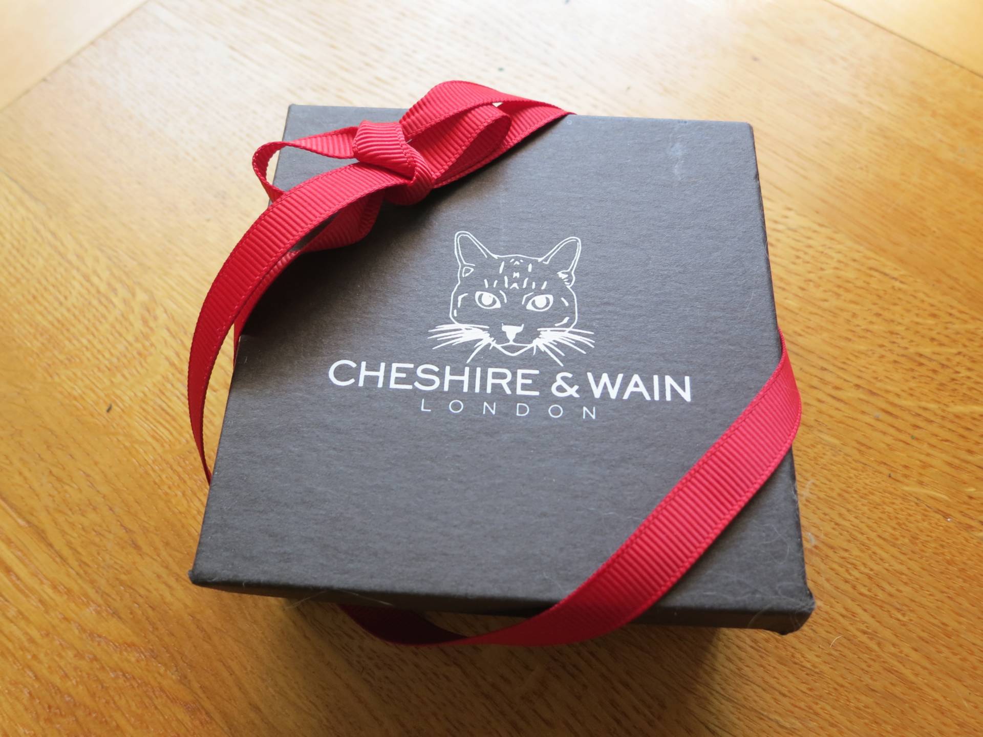 Patent Red Cat Collar – Cheshire & Wain