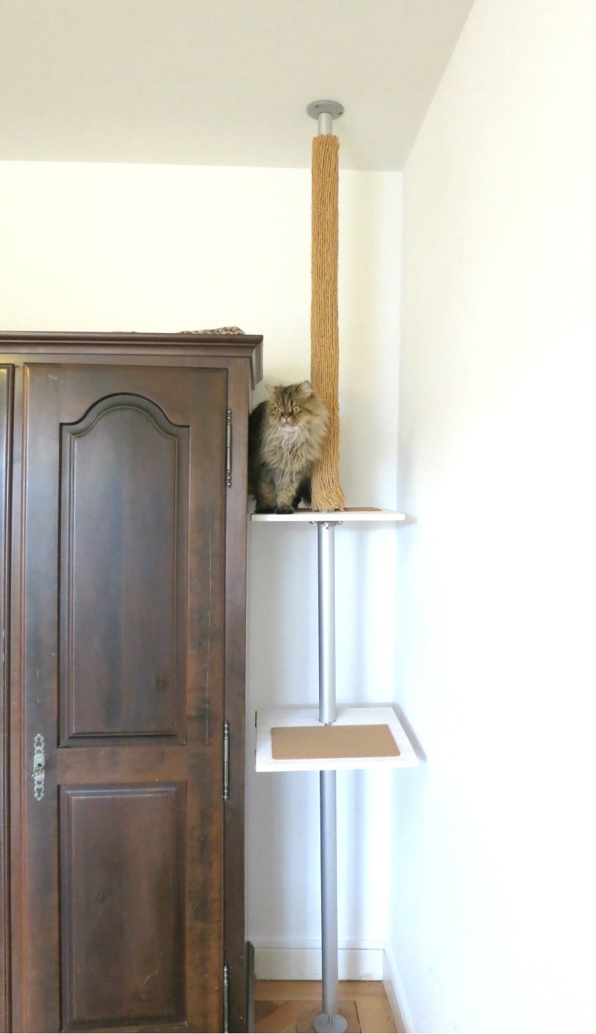 DIY cat tree Ikea stolmen hack