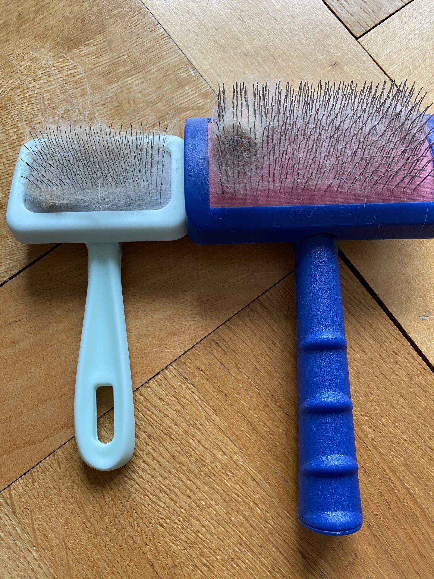 slicker brushes for grooming Persian cats